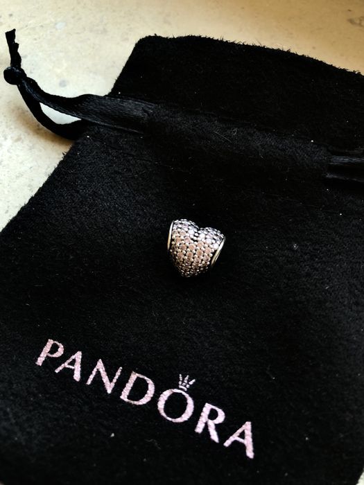 Conta Pandora Coração Rosa