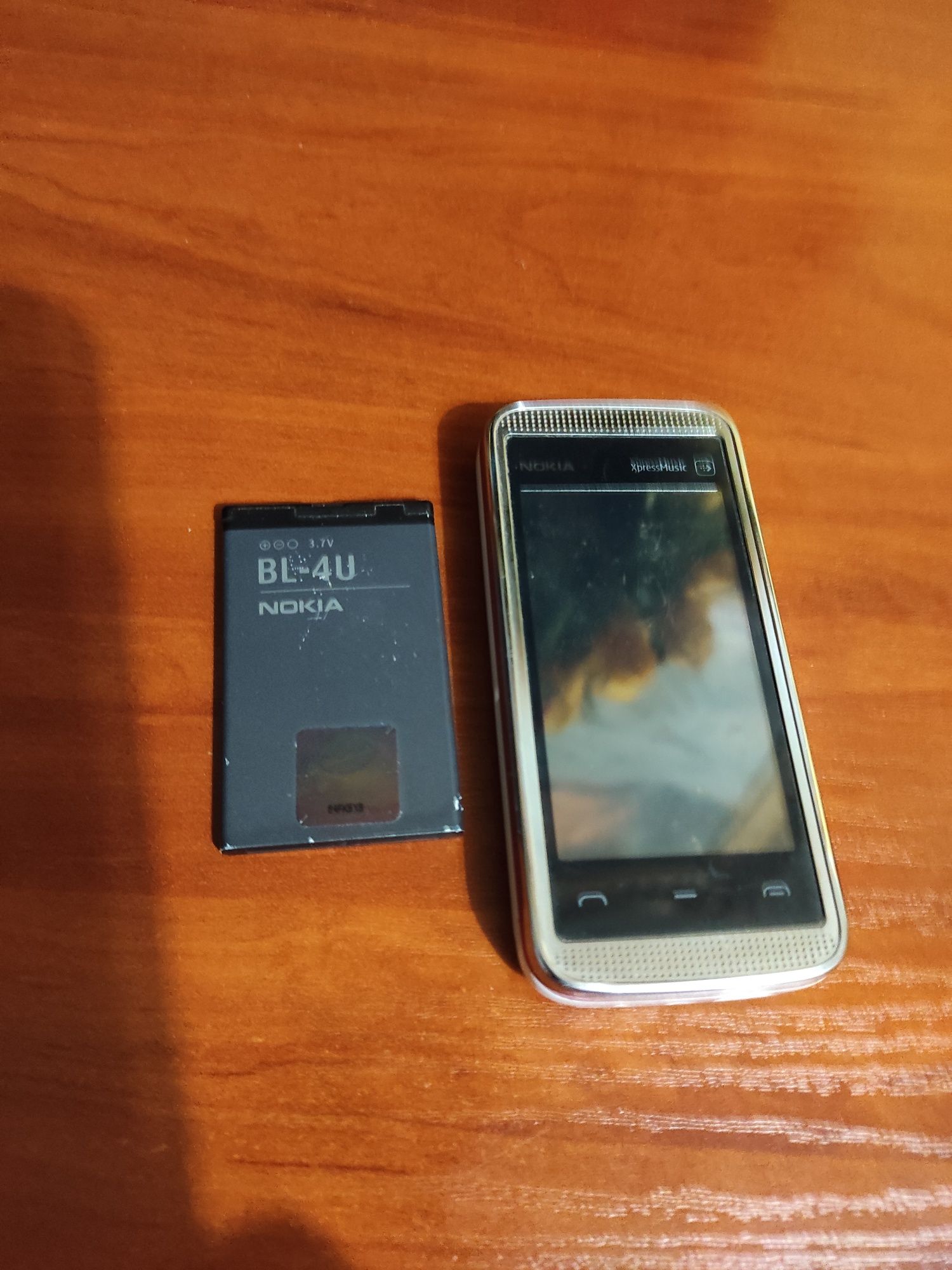 Продам оригінальний телефон Samsung S3650