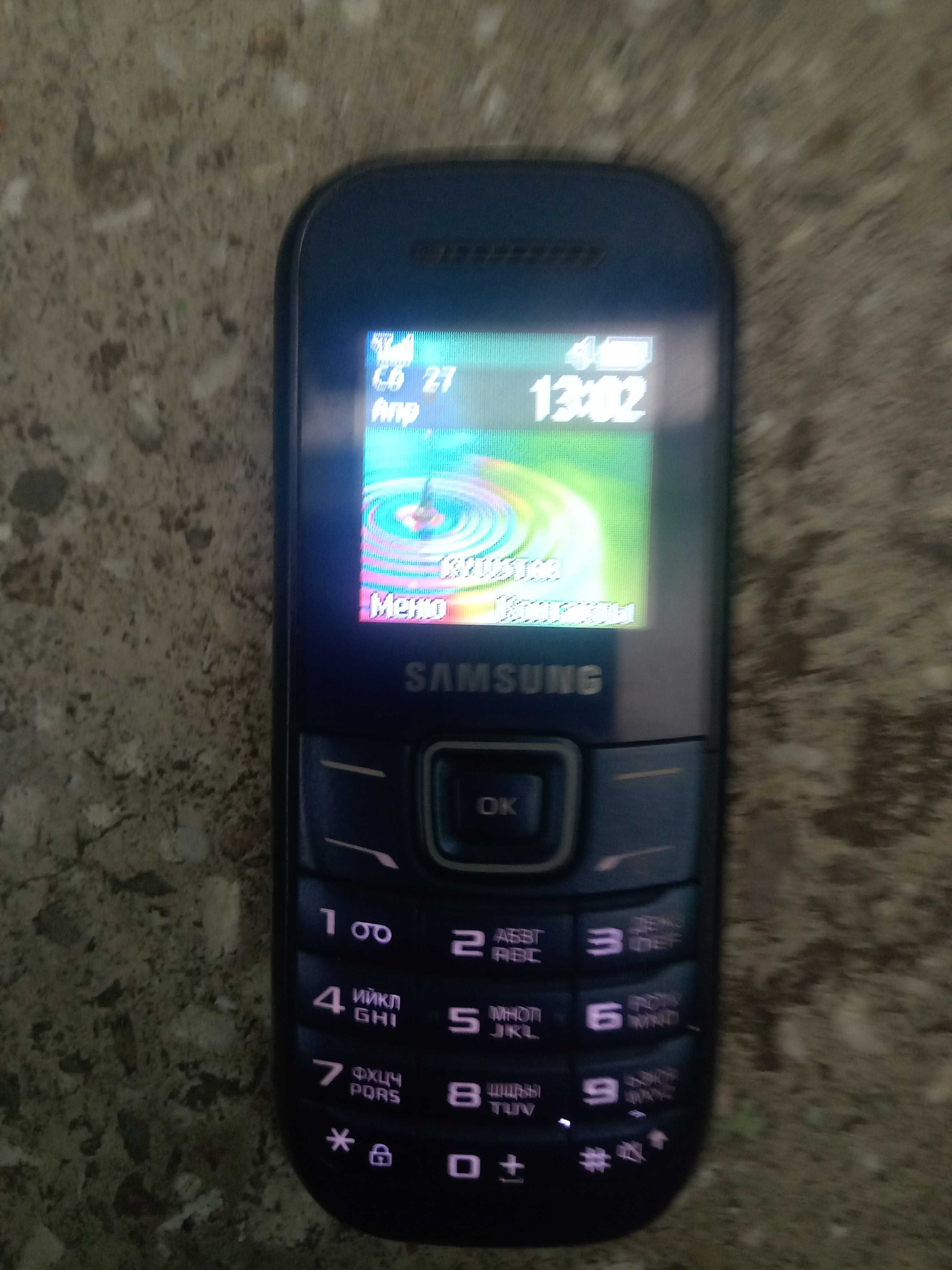 Продам Samsung E1200i.