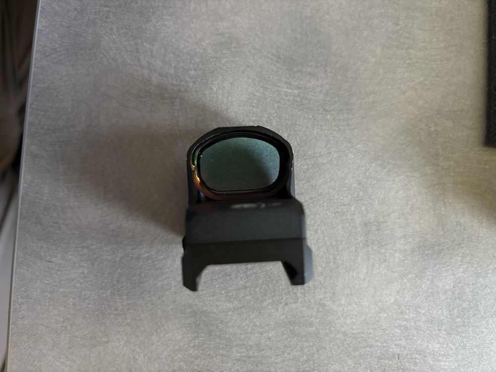 Коліматорний приціл Vector Optics