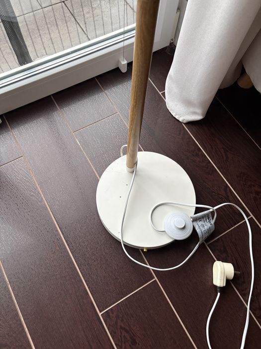 Lampa stojąca wysokosc 140 cm