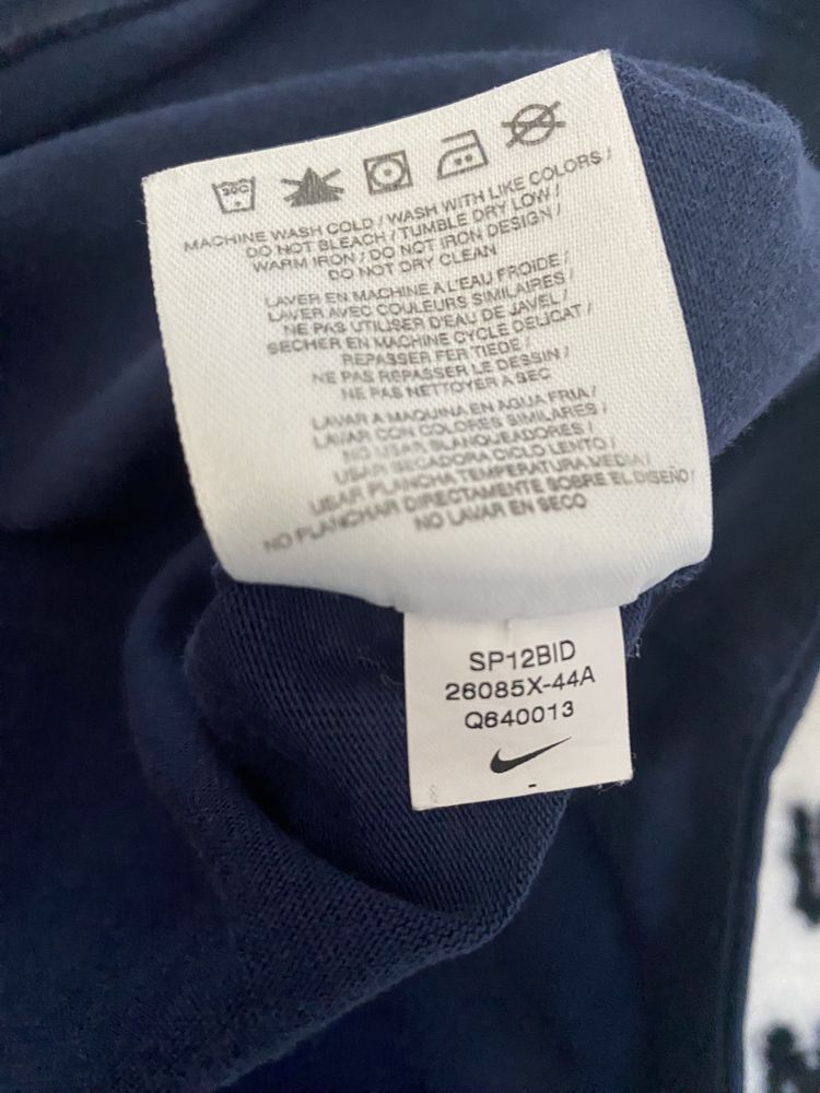 Sprzedam koszulkę nike x yankees