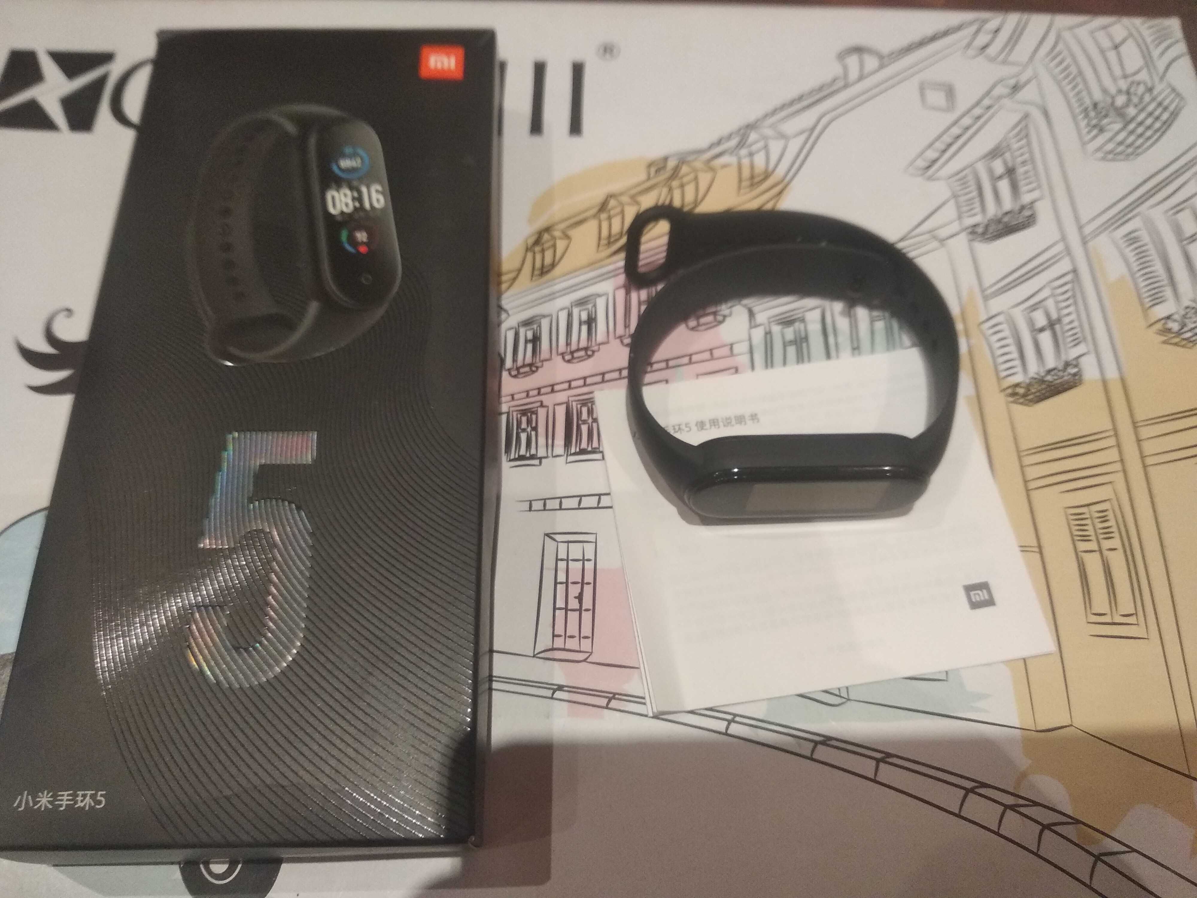 Фитнес браслет Xiaomi Mi Band 5, состояние идеальное