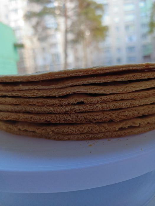 Коржі для медовика