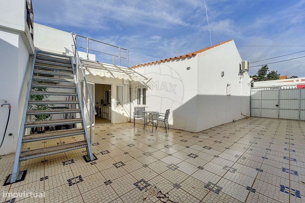 Moradia T2 para venda