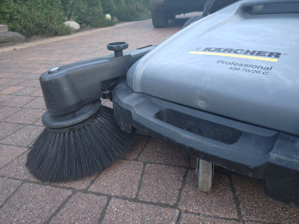 Zamiatarka Karcher Professional 70/20 C