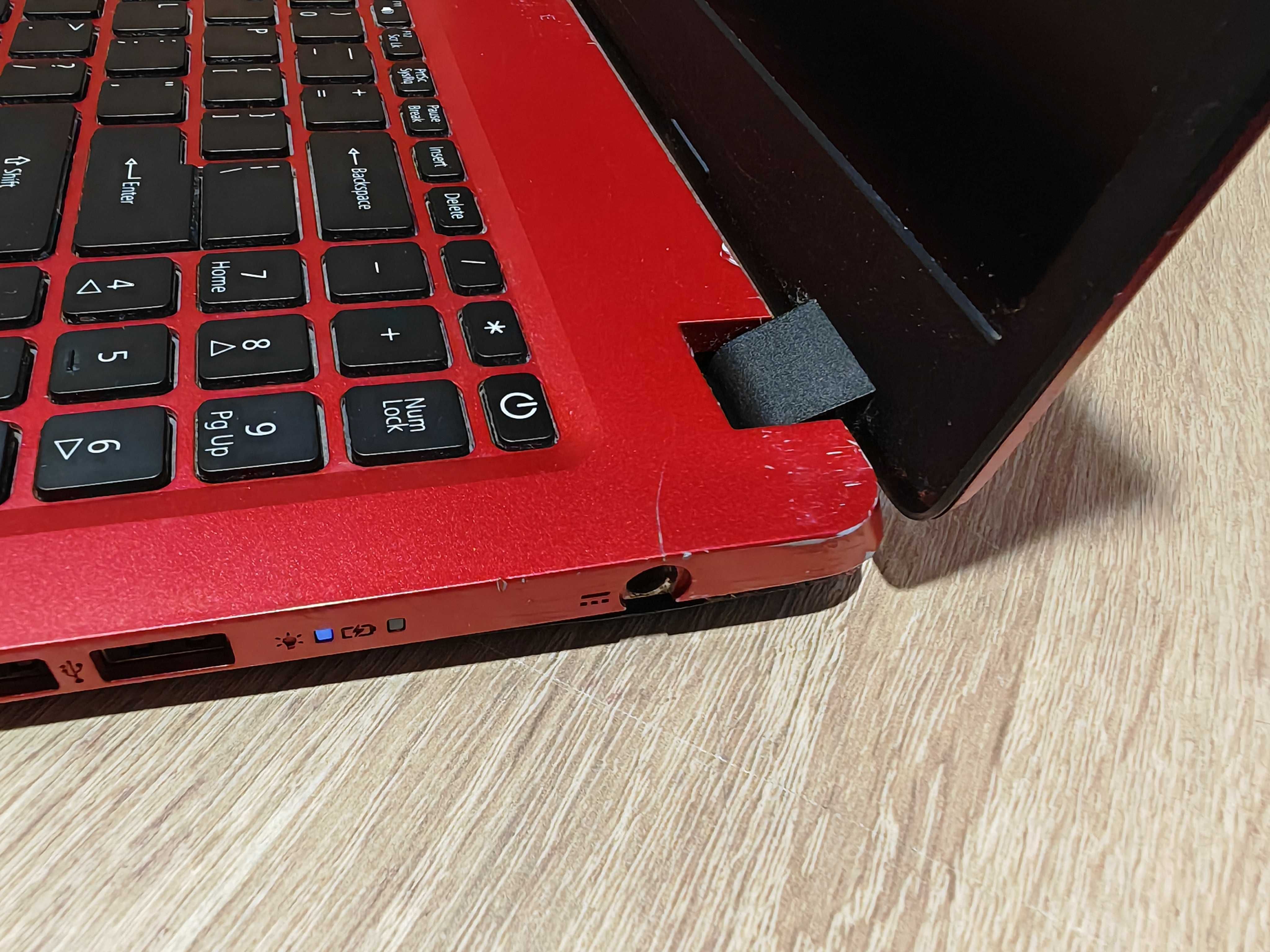 Laptop Acer A515-52 czerwony