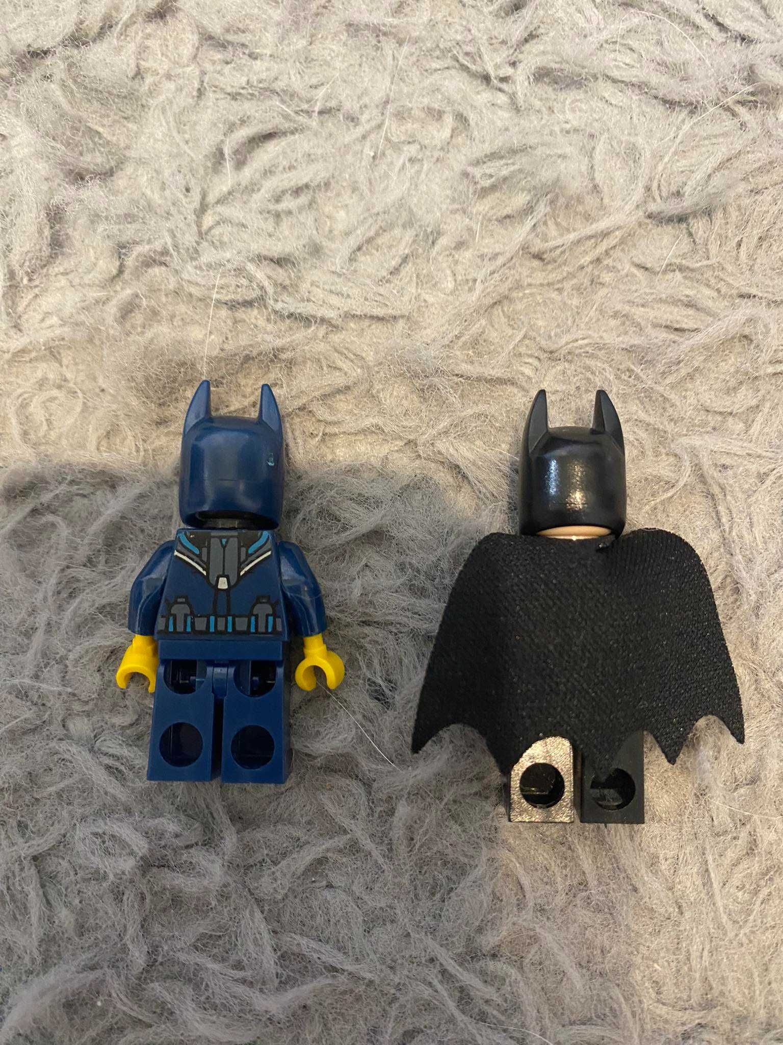 dwie figurki lego batman