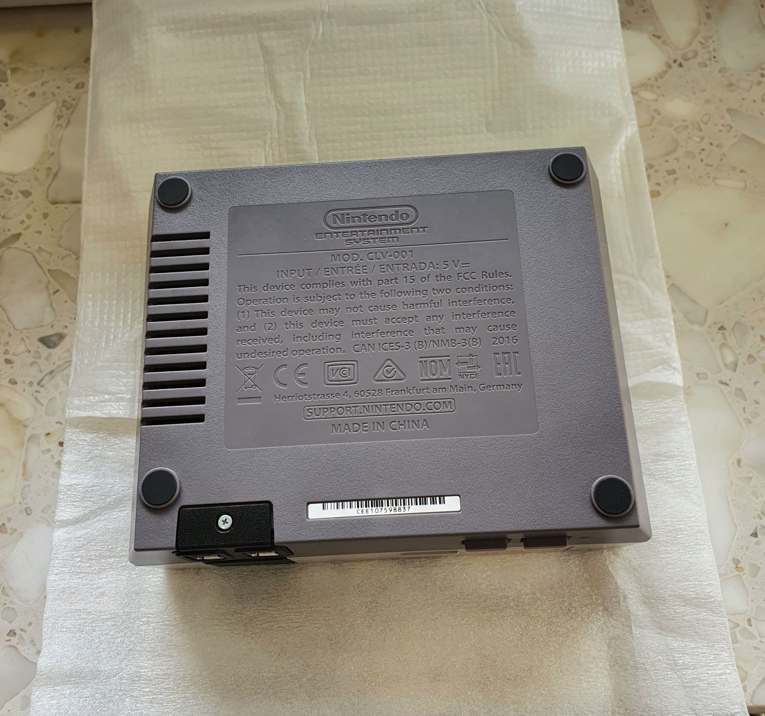 Nes Mini Nintendo Retro Konsola Stan Perfekcyjny Pełny Zestaw