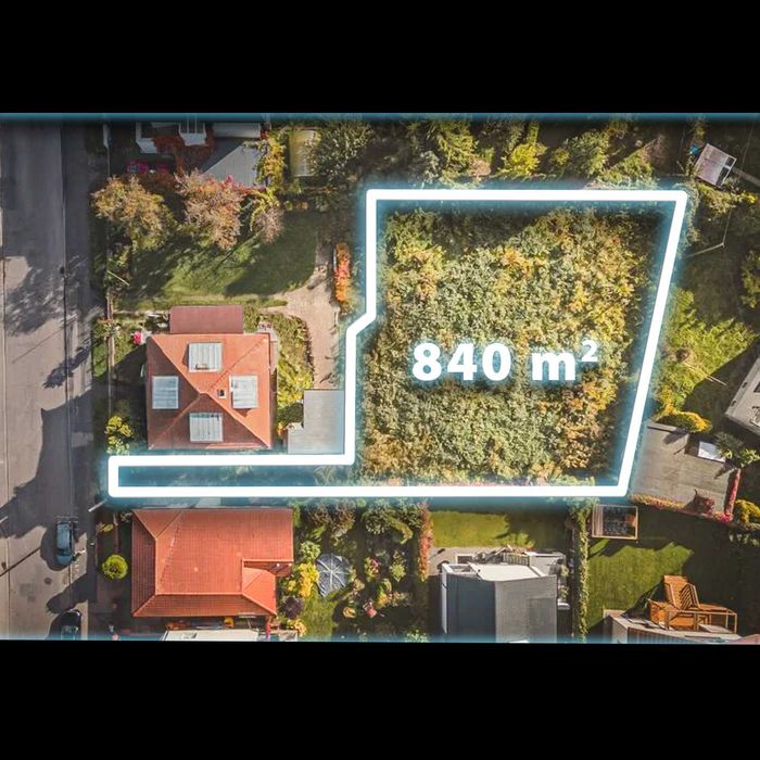 Działka 840m z pozwoleniem na budowę willi