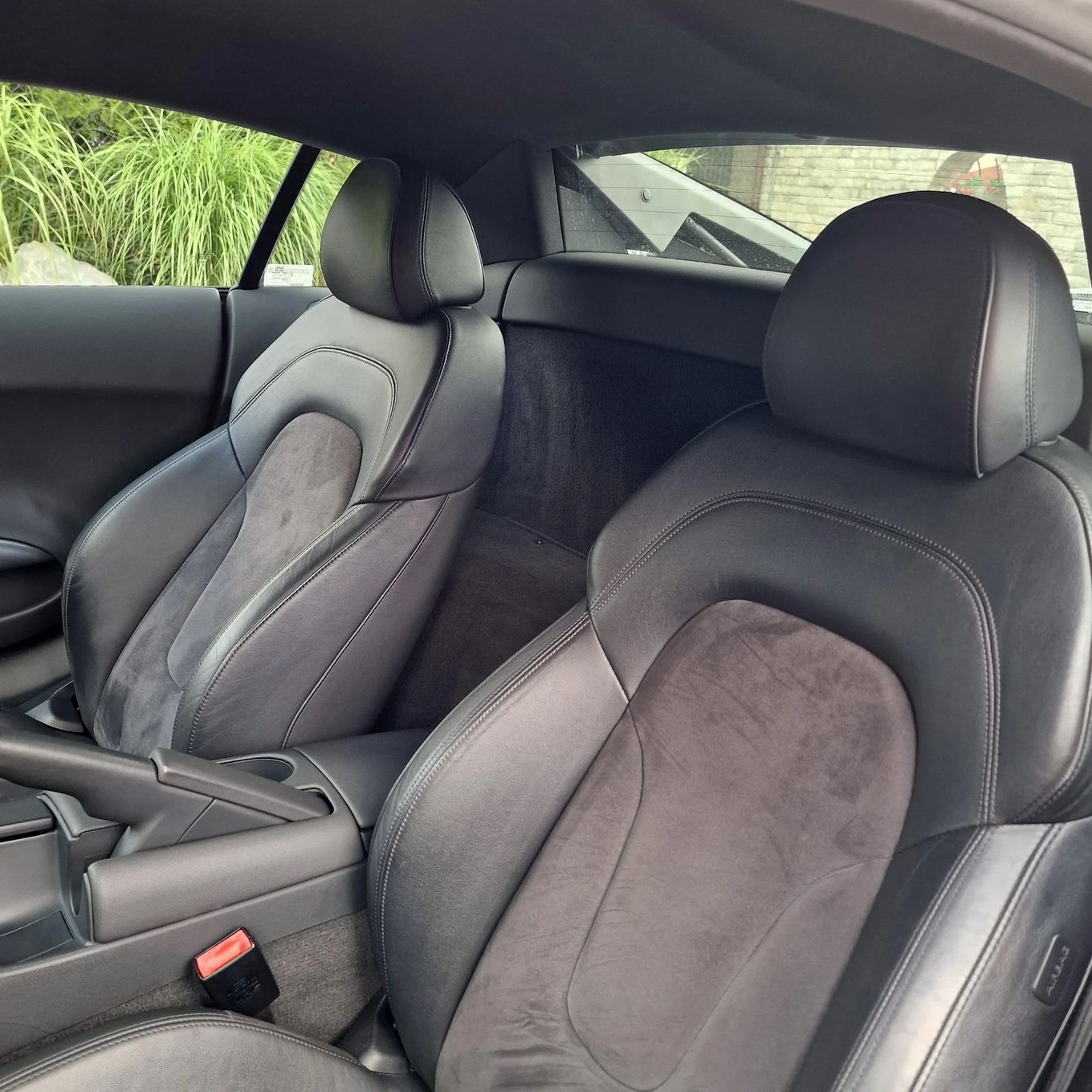 Audi R8 Coupé / v8 / Perfekcyjny / Bezwypadkowy / Japonia / Okazja !!!