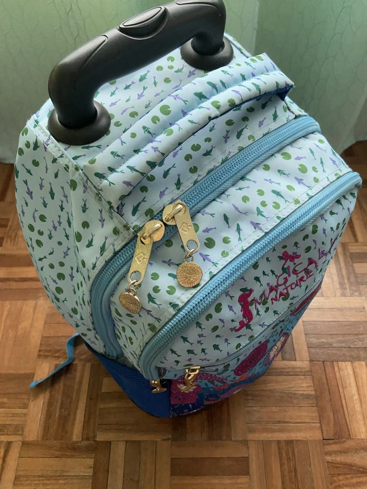 Mochila com rodas