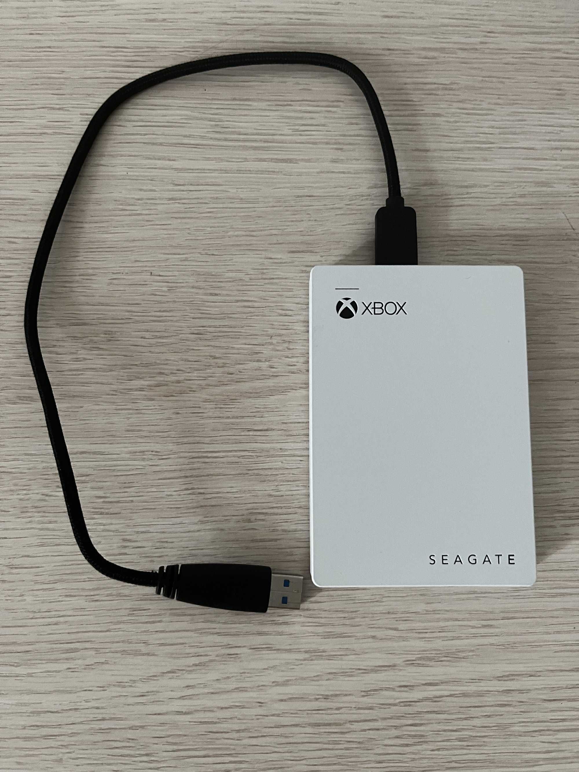 Dysk zewnętrzny Seagate w wersji xbox o pojemności 2TB