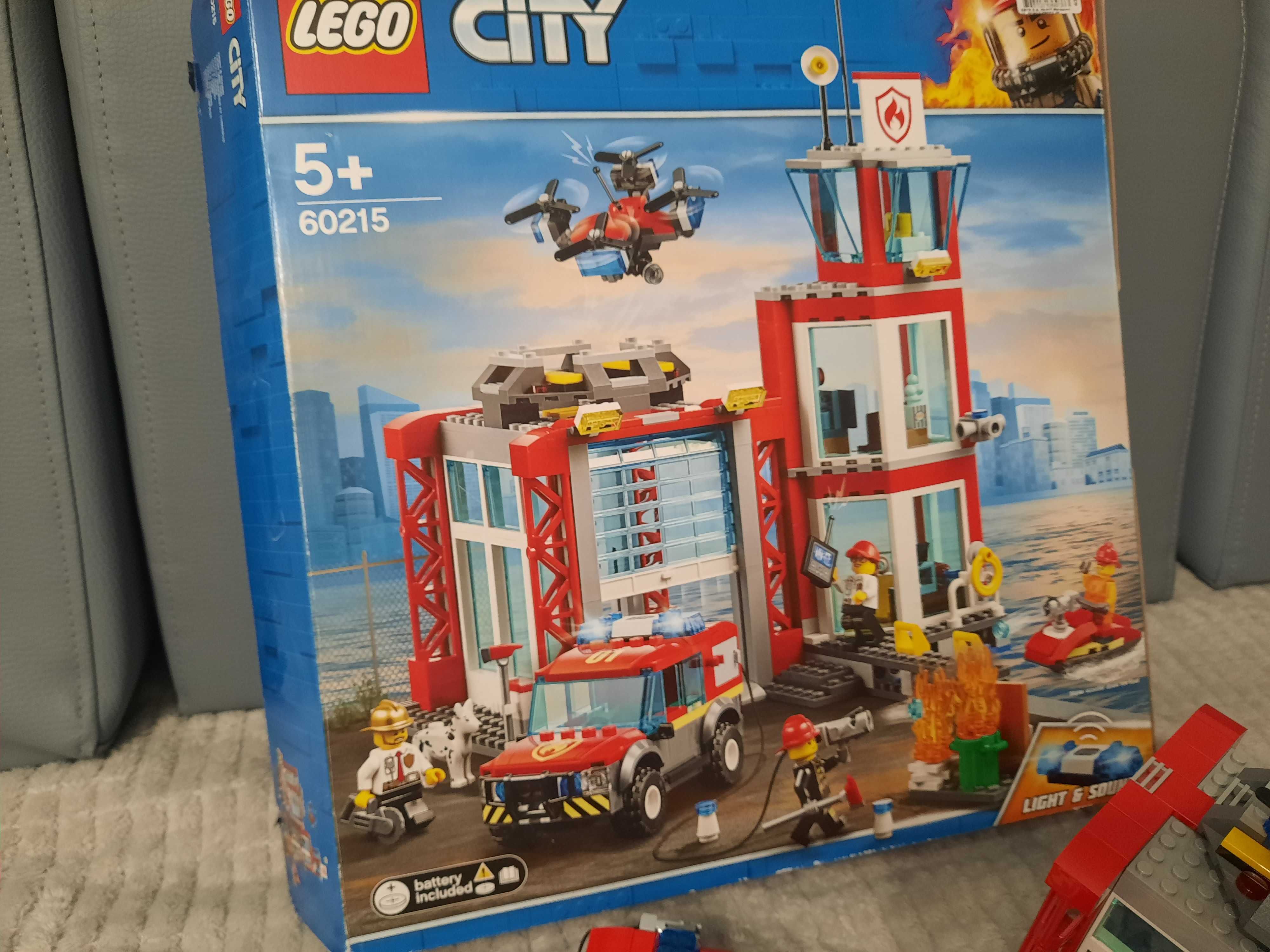 Remiza strażacka LEGO 60215