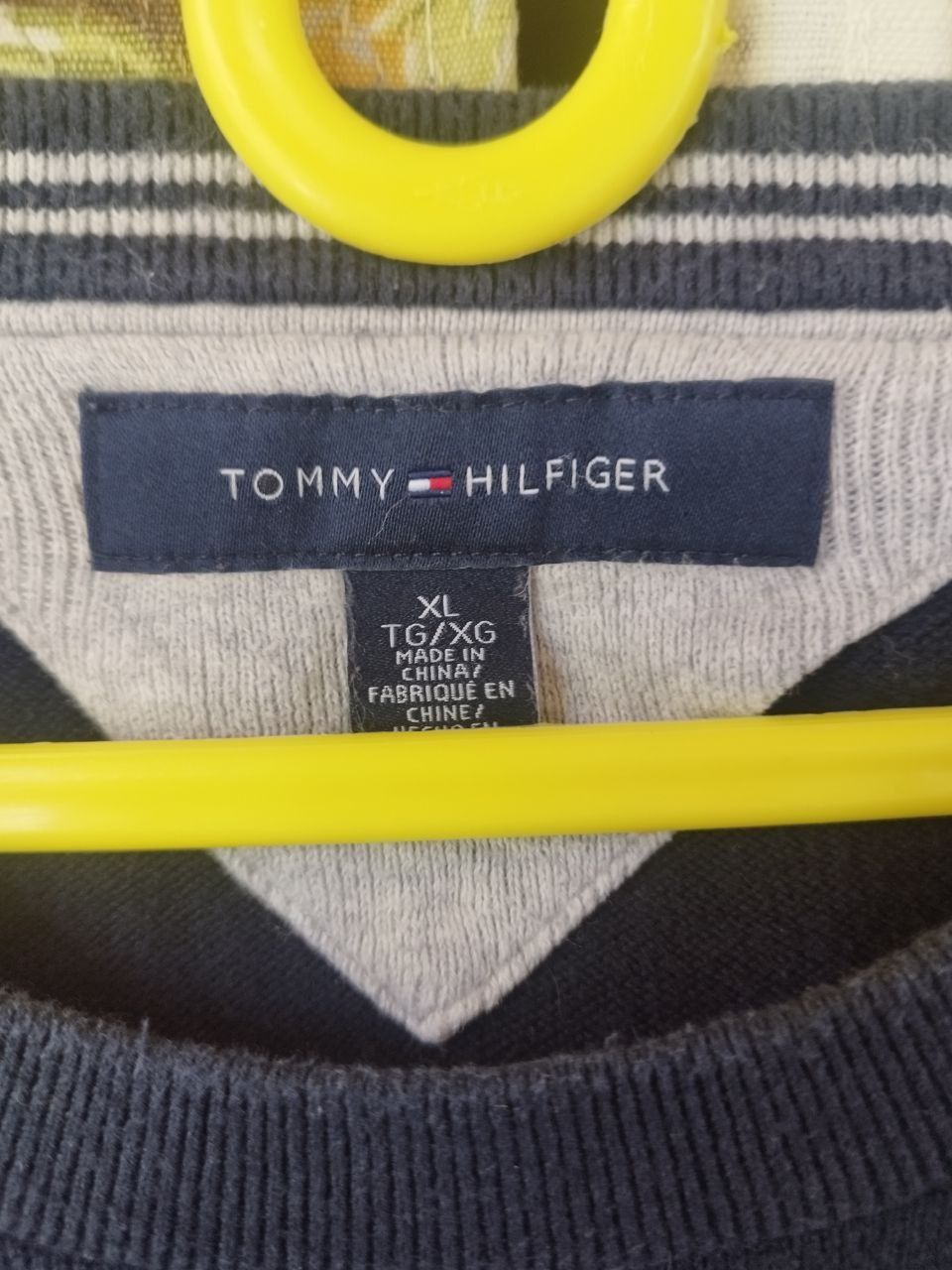 Синій світшот Tommy Hilfiger