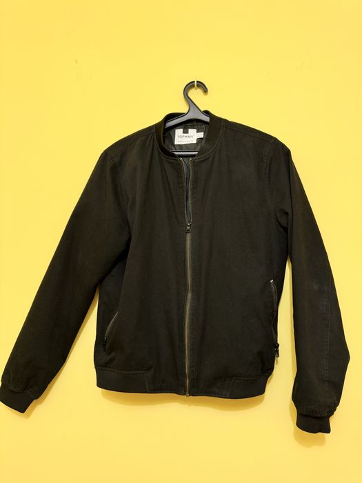 Бомбер Topman в черном цвете