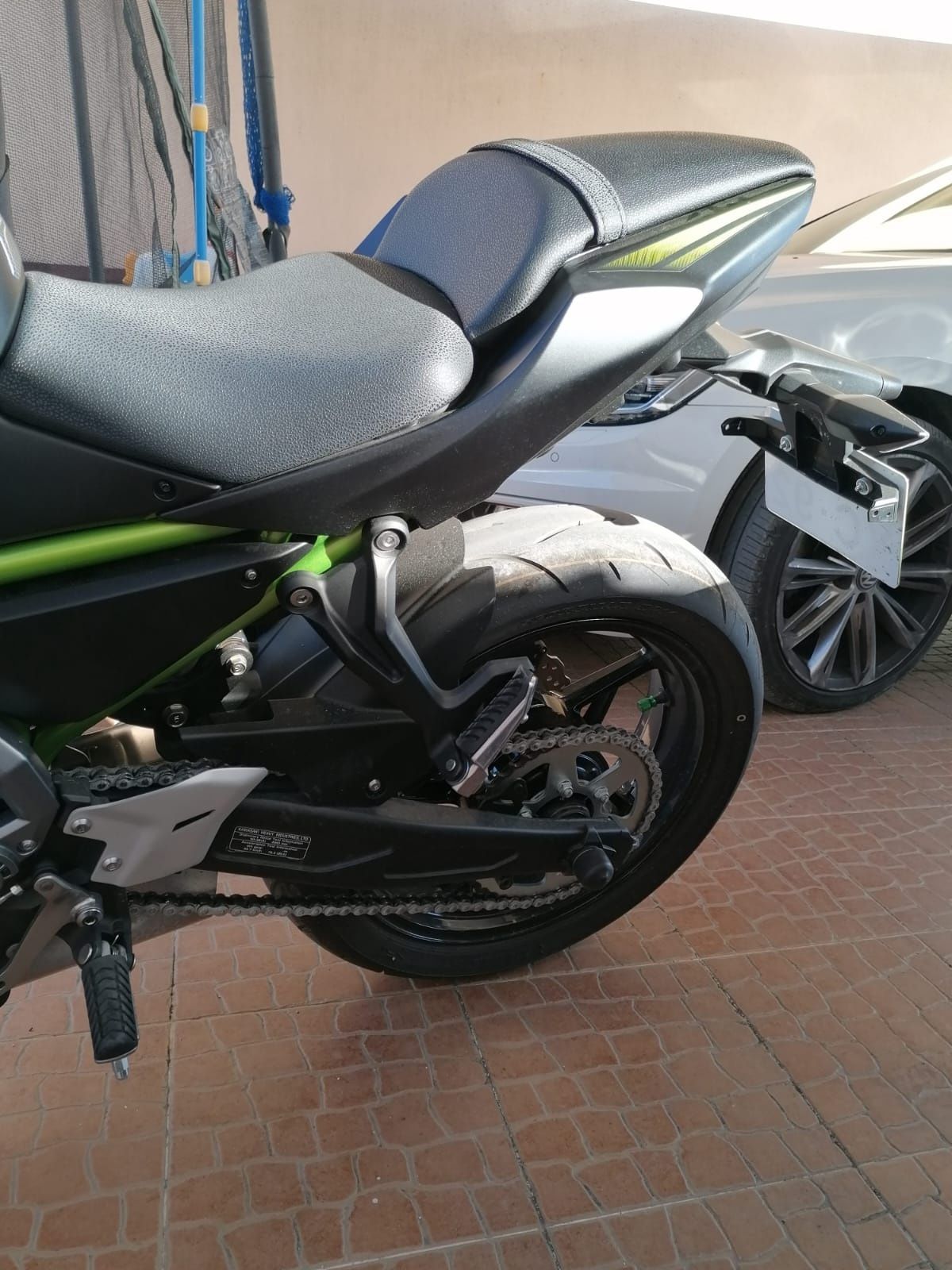 Mota Kawasaki Z 650 ABS Como Nova