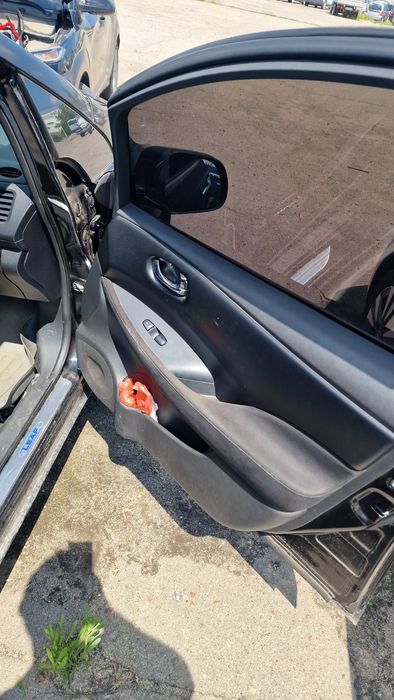 Продам Nissan Leaf 2015 Черный