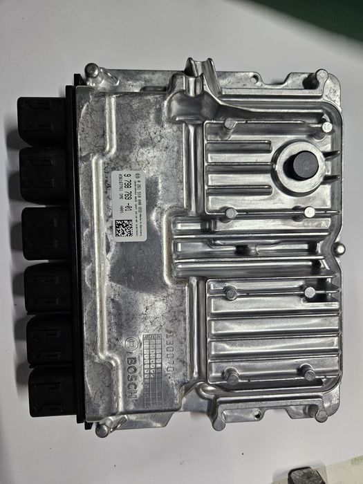 Електронний блок керування двигуном bmw x3 2019-