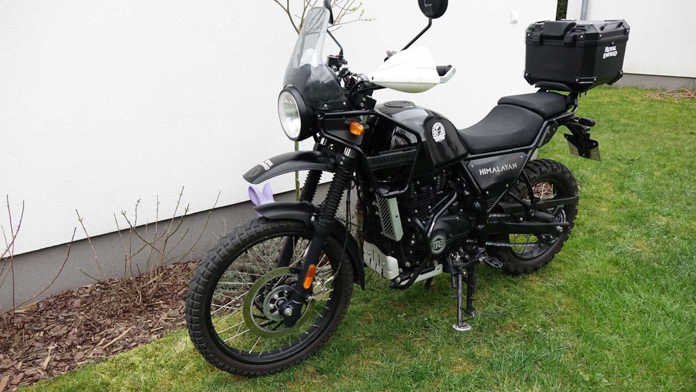 Royal Enfield Himalayan 411 , 2021 , 6600 km , ABS i Navigacja .