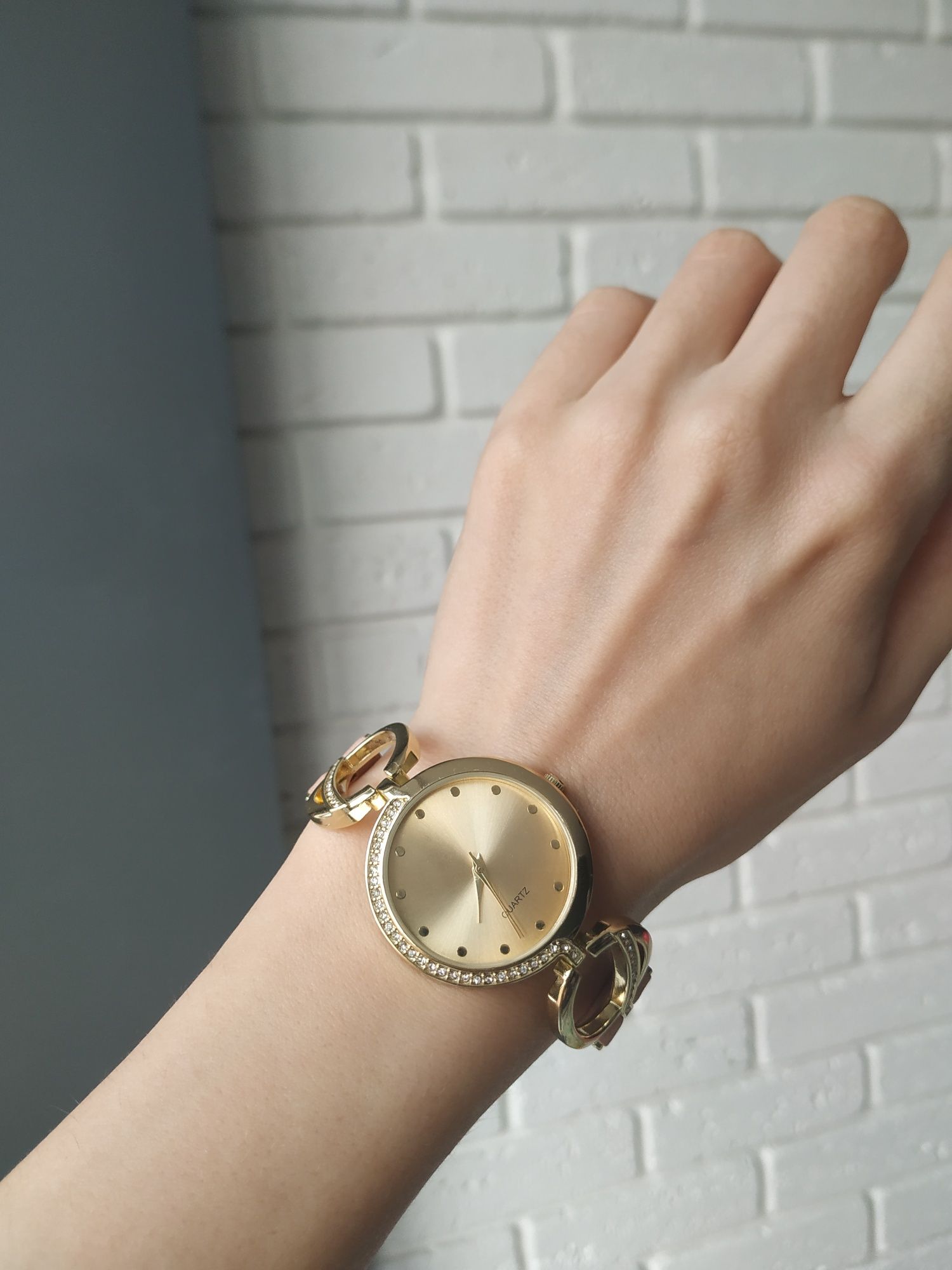 Годинник avon жіночий часы наручные кварц icon женские ейвон