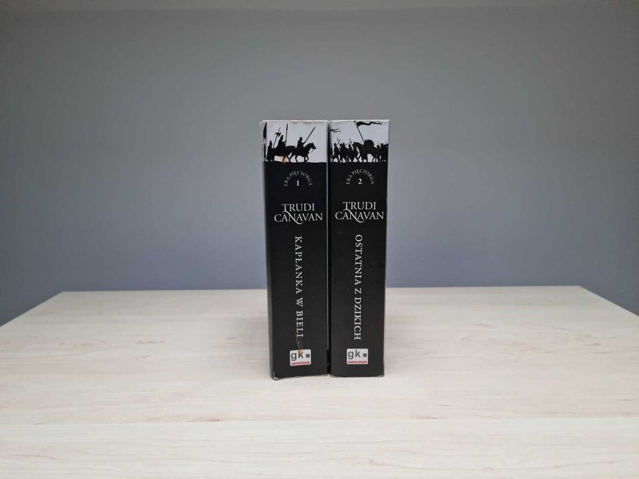 Kapłanka w Bieli + Ostatnia z Dzikich