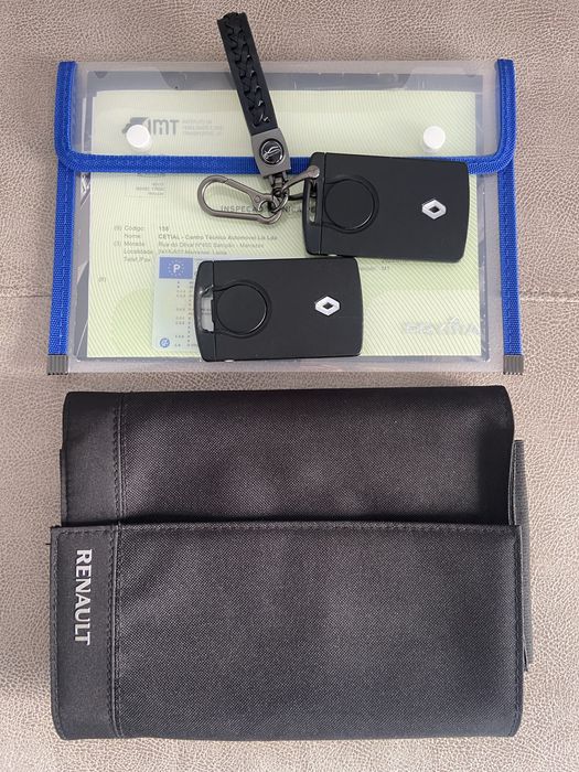 Captur TCE • 0.9 • Motor de Corrente • 90 cv • Multimidia • Sem Riscos