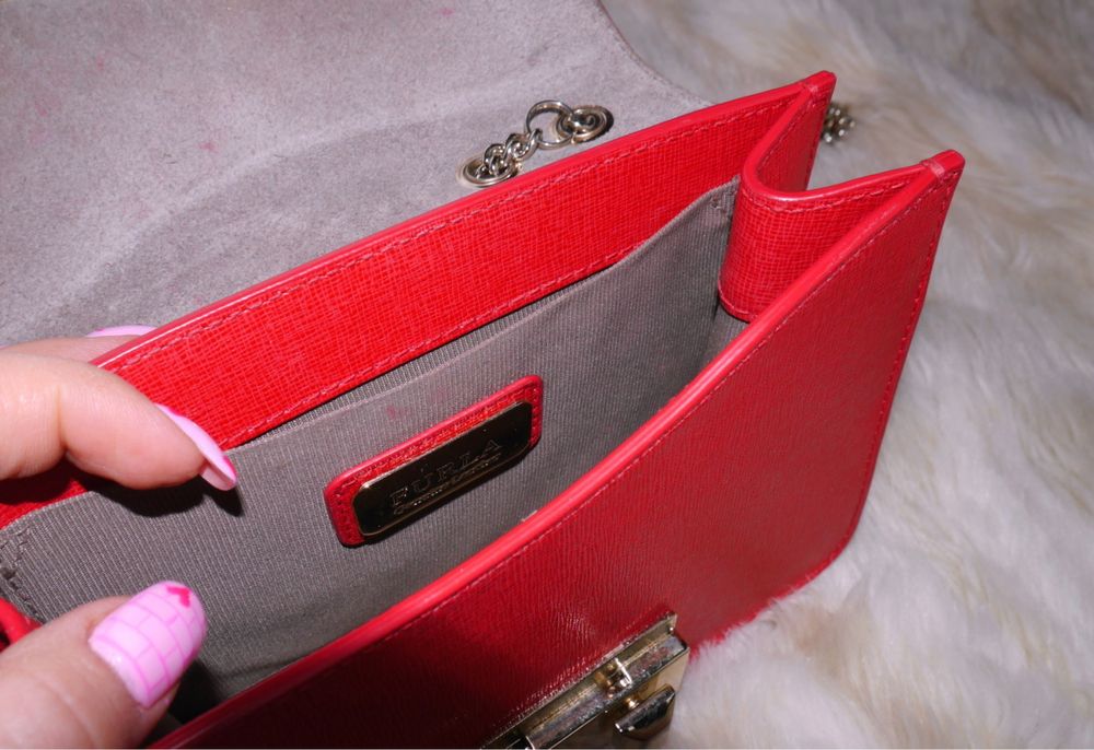 Czerwona torebka FURLA