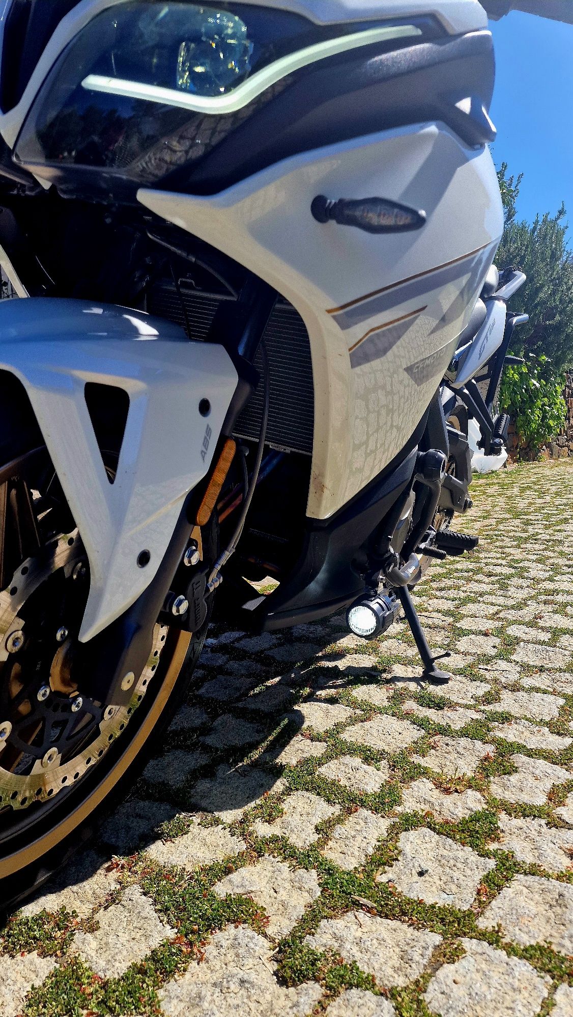 Cf moto 650 gt 3 malas