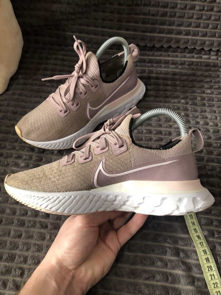 NIKE REACT (37-37.5) 23.5см Infinity Run женские кроссовки беговые ори