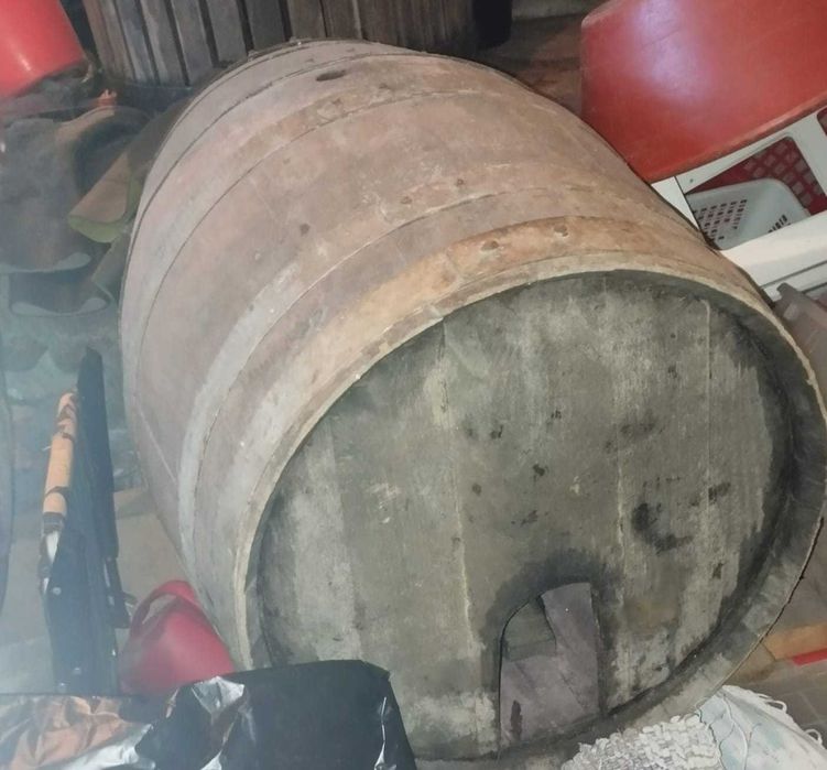 pipas de vinho + prensa