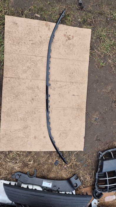 VW TIGUAN 2 Listwa zderzaka przedniego czarna dokładka 5NA853211D