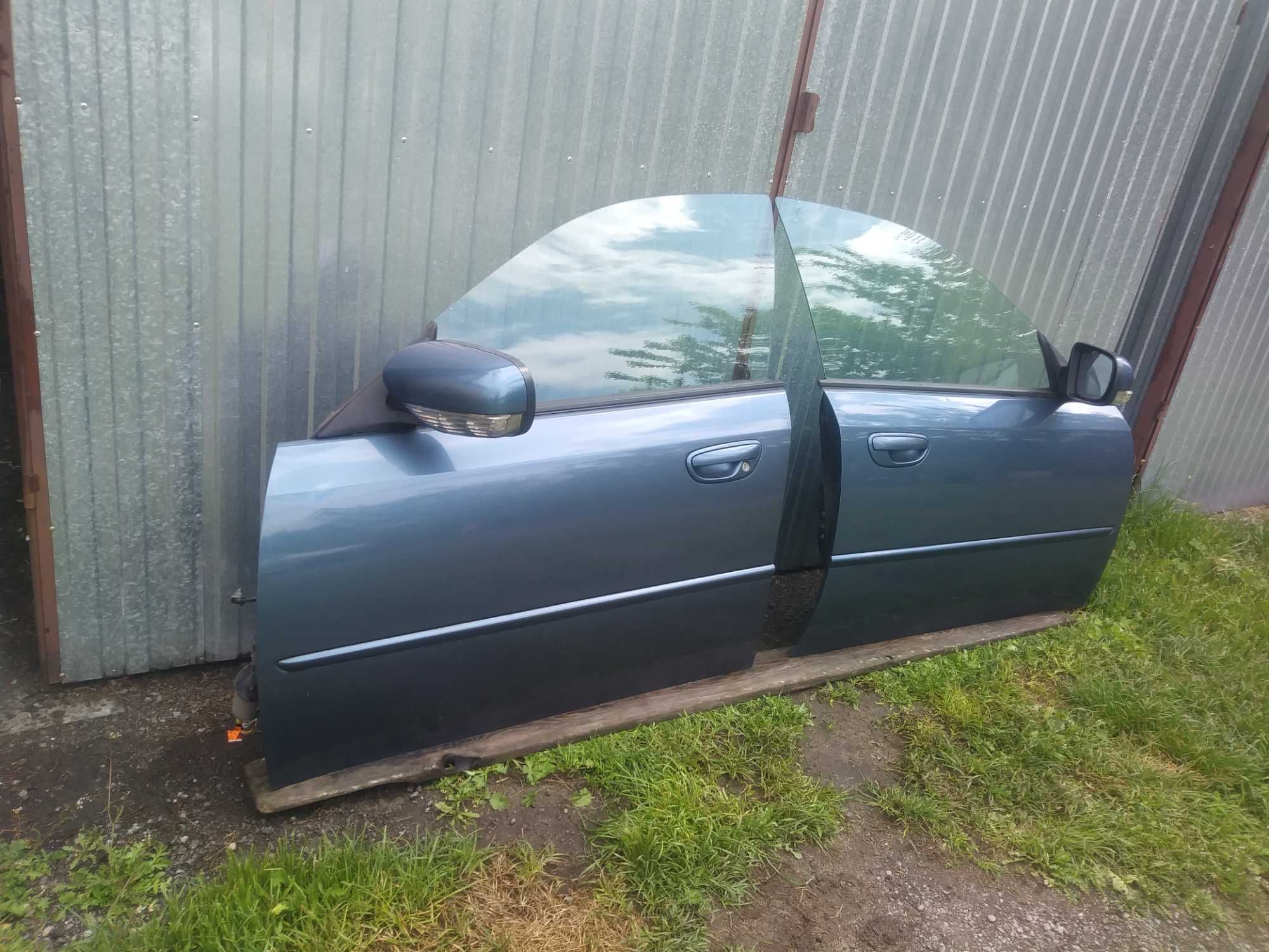 Subaru Legacy 4 IV Lift Drzwi przód przednie prawe lewe kolor 33A