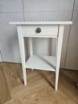 Stolik nocny Ikea Hemnes