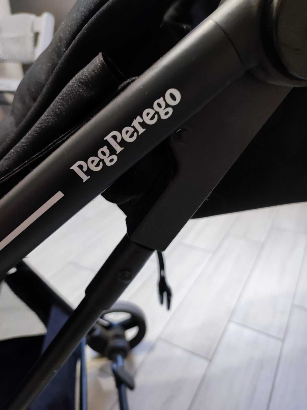 Прогулочная коляска Peg-Perego Selfie Jaguars