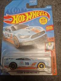 HotWheels Coustom 18 Ford Mustang