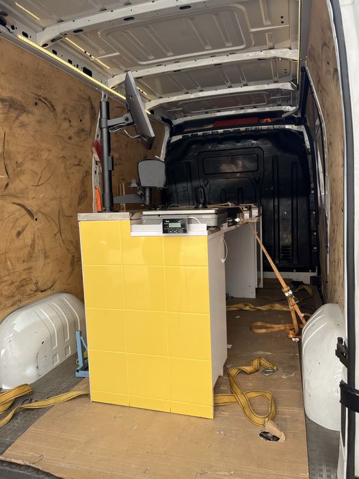 Вантажні перевезення, грузоперевозки, вантажне таксі, бус