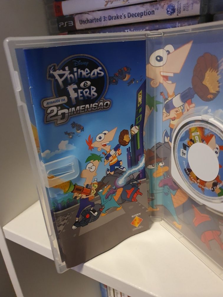 Jogo PSP Phineas e Ferb: Através da 2a Dimensão