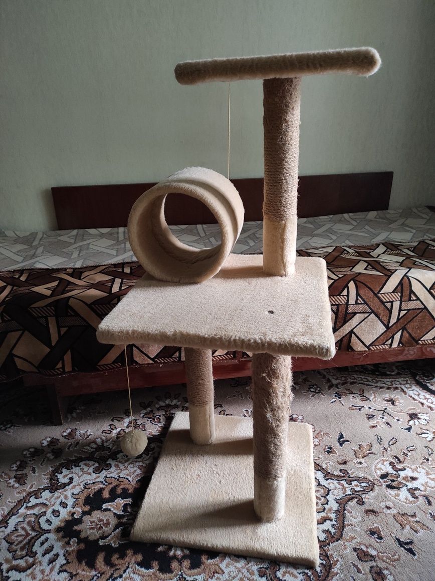 Когтеточка, лежанка для кота