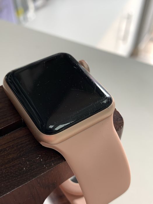Оригінальні  Apple watch series 3 38 mm