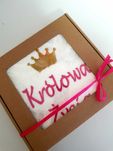 Ręcznik z haftem królowa życia prezent urodziny imieniny