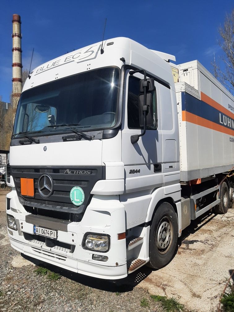 Продам Mercedes actros 2006