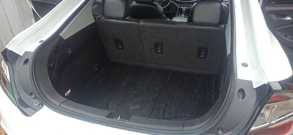 Шевроле вольт 2 Premier 2018