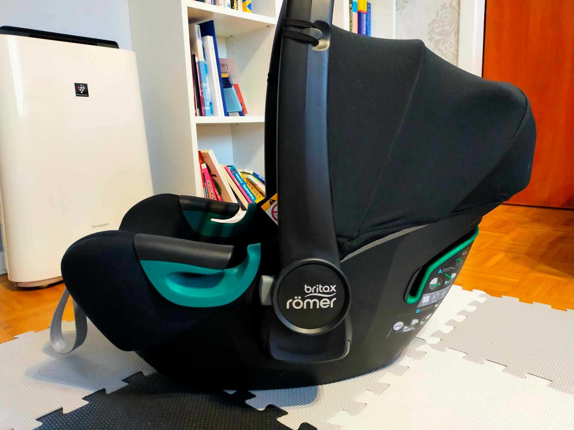 Fotelik nosidełko Britax Romer BABY-SAFE 3 i-SIZE