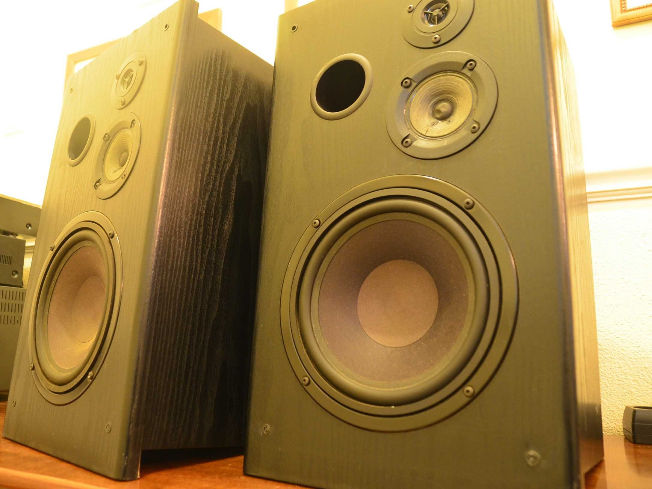 Colunas Grundig SLB-1