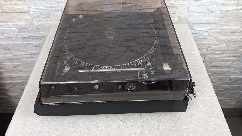 Dual CS-650-RC Wysokiej klasy gramofon z napędem bezpośrednim