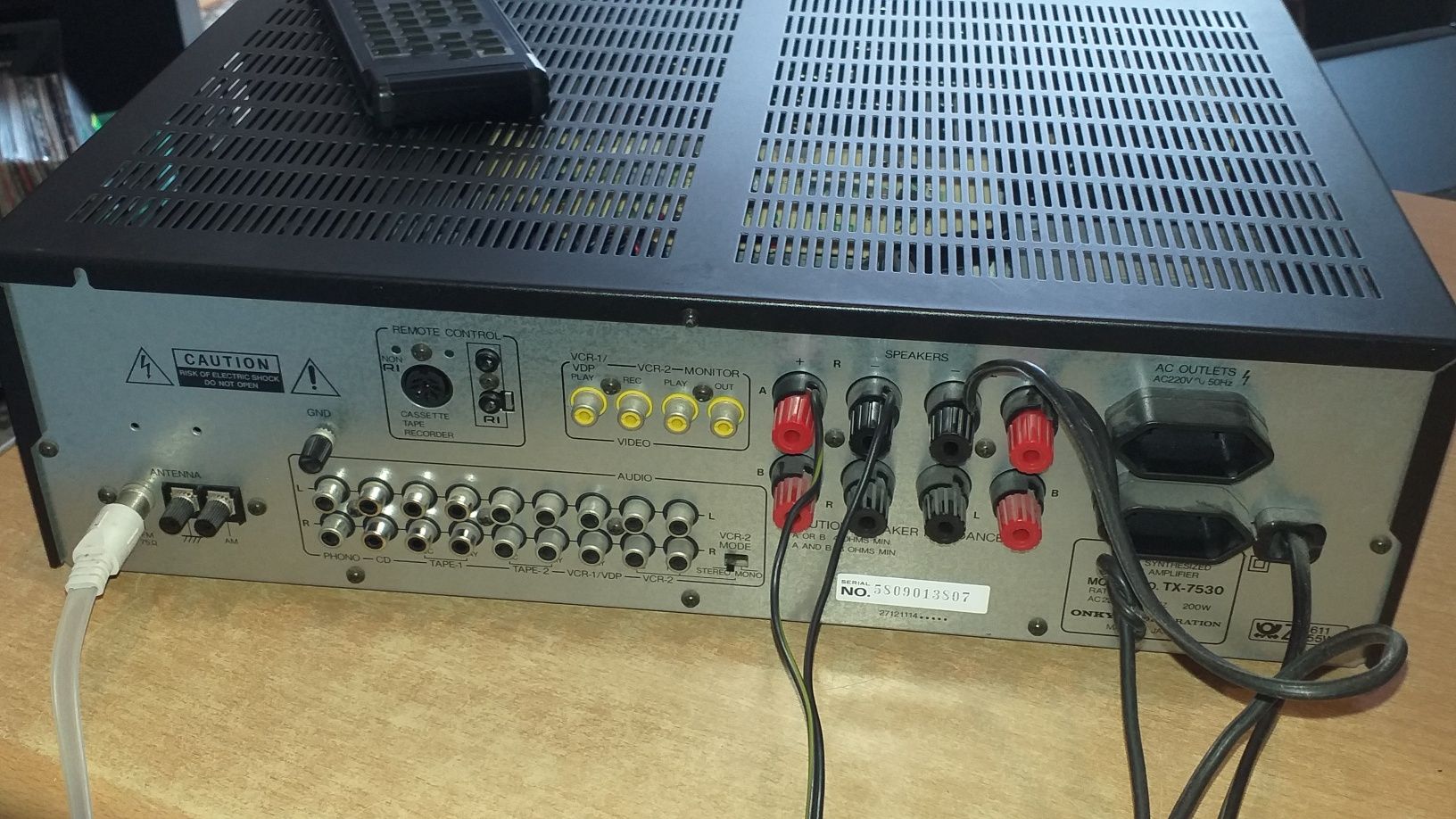 Amplituner stereo Onkyo TX-7530