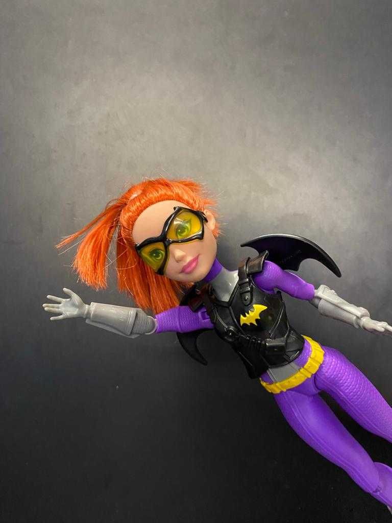 Barbie batwoman, como nova