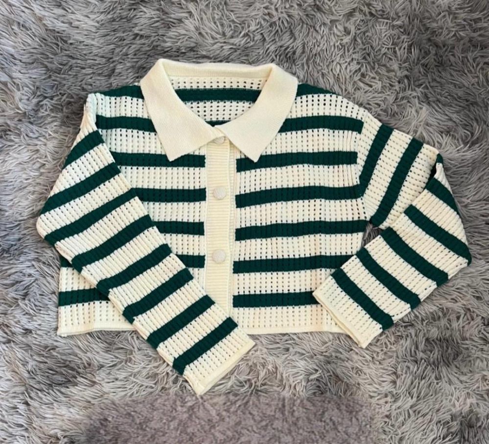 Cardigan com padrão riscas branco e verde