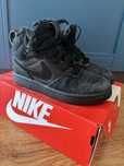 Buty Nike ocieplane roz 28,5/ 17,5cm